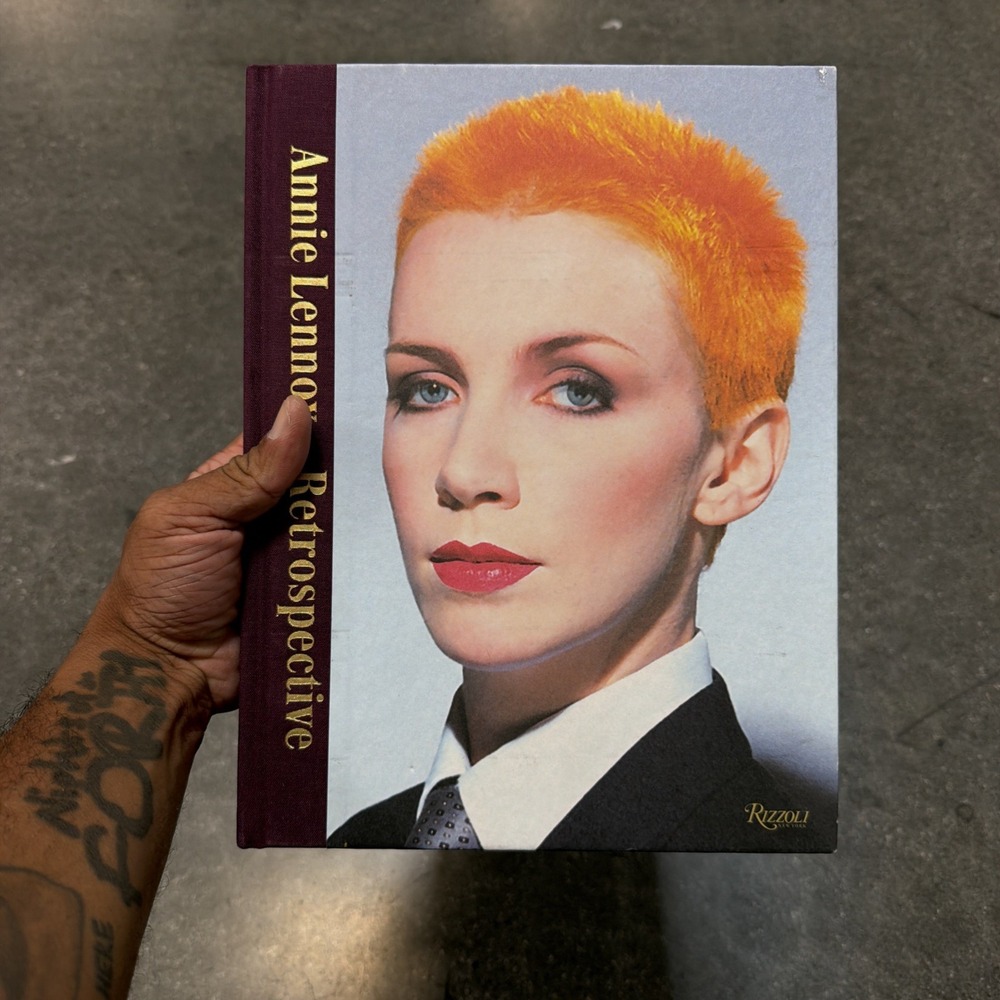 Signed Book - Retrospective by Annie Lennox New Hardback Eurythmics